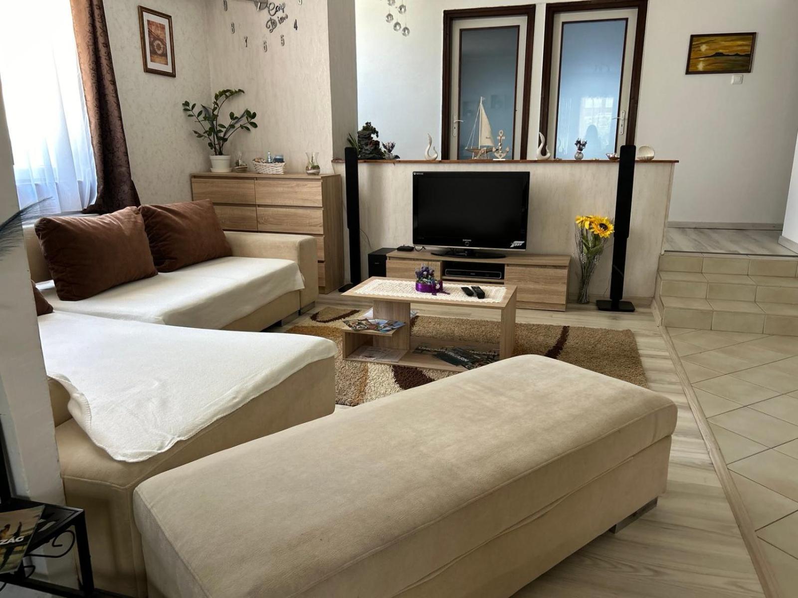 勒温杜拉温德加兹度假屋 Balatonföldvár 外观 照片